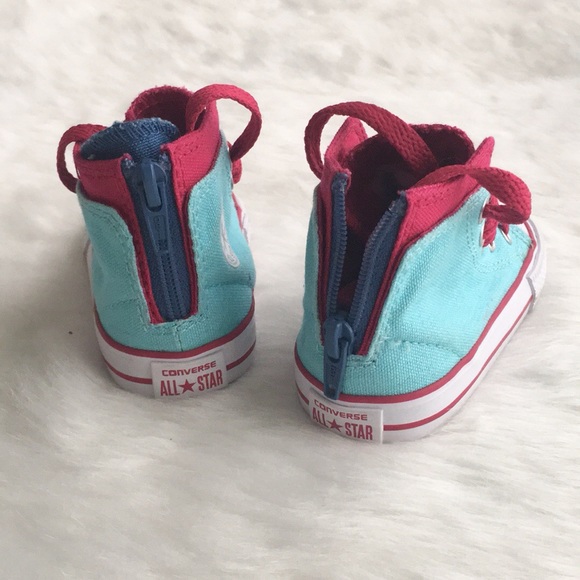 ❌ SOLD | Toddler Converse All Star Hi ChuckTaylor - Picture 6 of 8